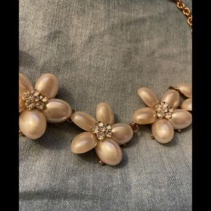 Vintage Beautiful Faux Pearl Shaped In Flowers